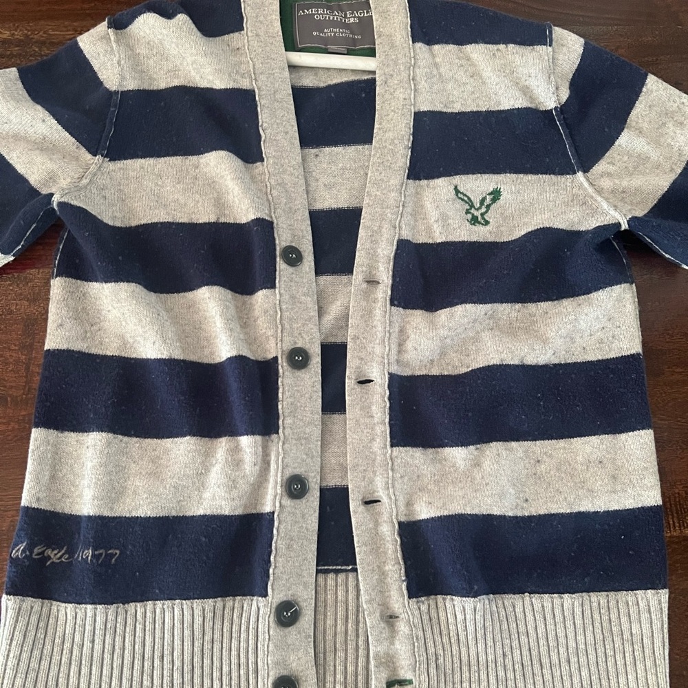 American Eagle cardigan
